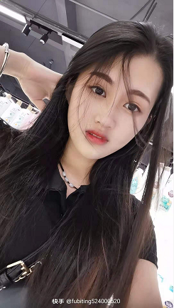 19岁小妹妹性感小身材